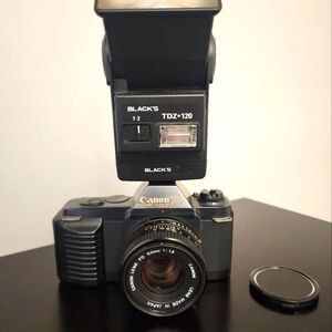 Canon t50 35mm camera